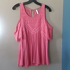 ADORABLE COLD SHOULDE, LACE&CROCHET TOP🌺